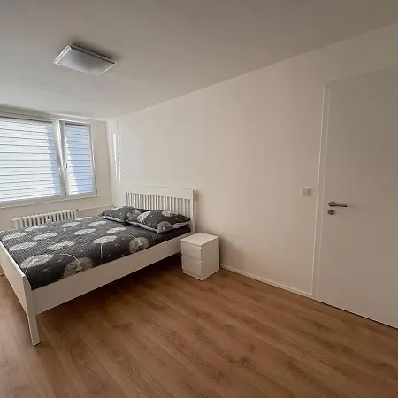Appartement Ceneticka Praag