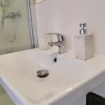 شقة Ceneticka